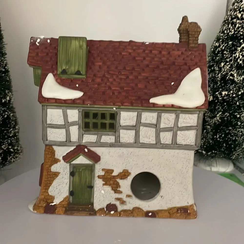 DEPT 56 MERMAID FISH SHOP‎